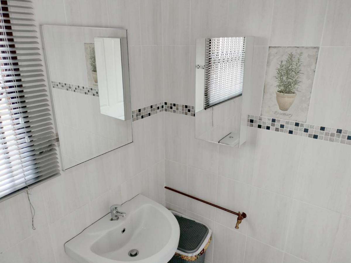 Sunrise Guesthouse Pretoria-Noord Dış mekan fotoğraf